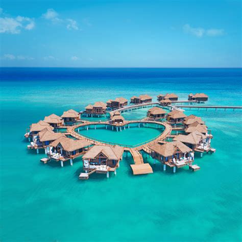 Sandals® Caribbean Resorts For Adults [Official .